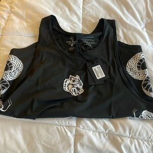 Dry fit Darc sport tank new with tags xl